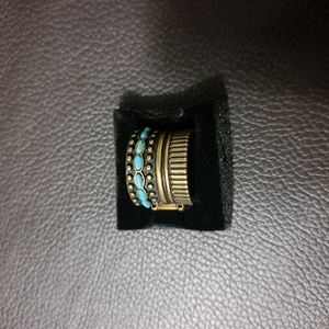 Turquoise stretch band ring